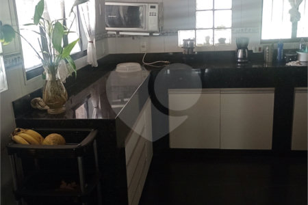 Casa à venda com 3 quartos, sendo 1 suíte, no condomínio Acmti - Colinas do Mosteiro, Terras de Itaici e Recanto dos Pássaros, Indaiatuba - SP