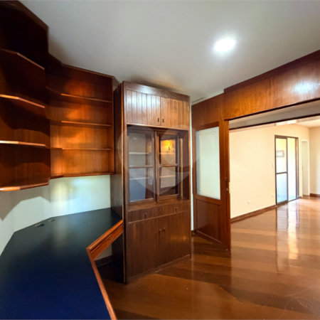 Apartamento à venda com 3 quartos, sendo 1 suíte, em Alto da Boa Vista, São Paulo, SP
