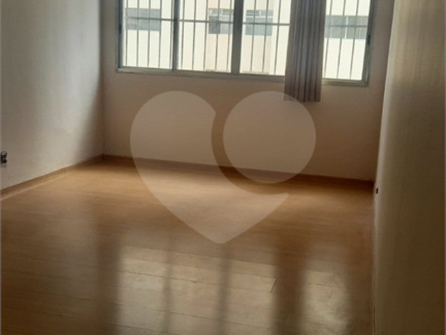 Apartamento à venda com 3 quartos, sendo 1 suíte,  em Santana, São Paulo, SP