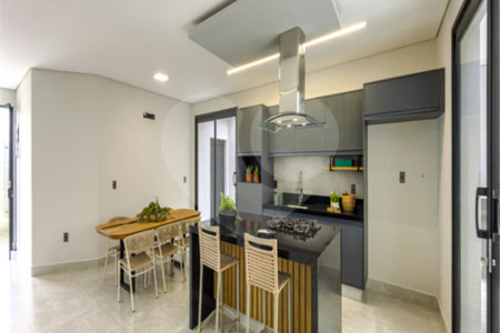 Casa à venda com 3 suítes no condomínio Jardim Residencial Dona Maria José, Indaiatuba - SP