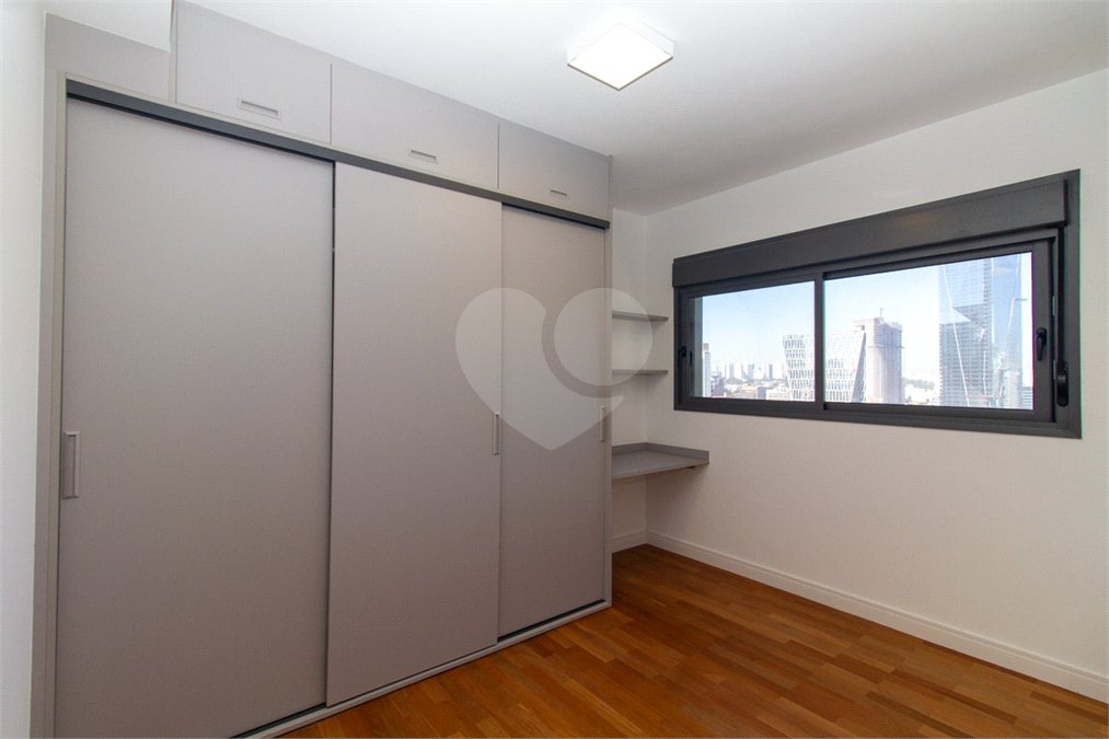 Apartamento à venda ou para alugar com 3 suítes em Jardim Morumbi, São Paulo, SP