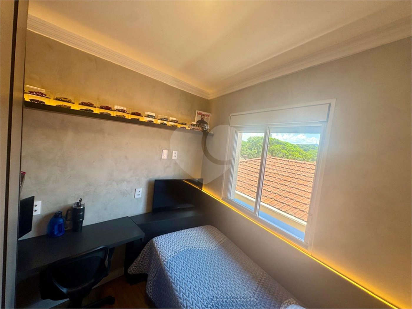 Sobrado à venda com 3 quartos, sendo 1 suíte, em Parque São Domingos, São Paulo, SP