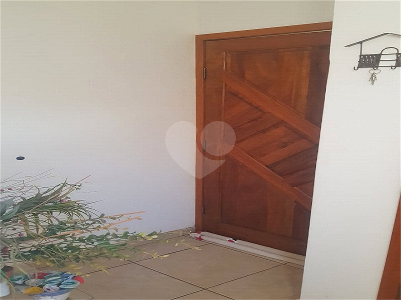 Sobrado à Venda no Parque Fehr – 3 Dormitórios e Área Gourmet em Rua Tranquila