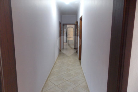 Casa Térrea à venda com 3 quartos, sendo 1 suíte, em Mirante do Cachoeira, Piracaia, SP