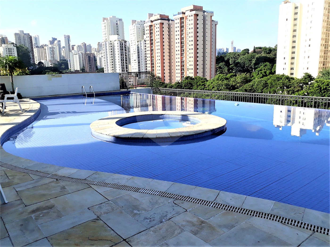 Apartamento à venda com 2 suítes em Lar São Paulo, São Paulo, SP