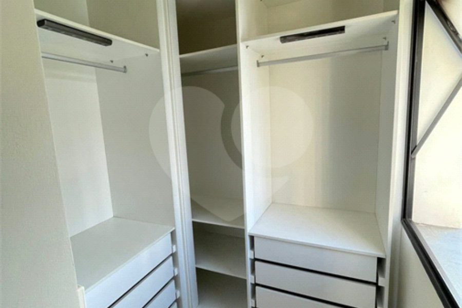 Apartamento à venda com 2 quartos, sendo 1 suíte, em Morumbi, São Paulo, SP