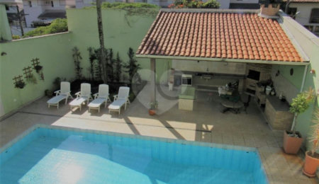 Casa à venda com 4 suítes em Alto da Boa Vista, São Paulo, SP