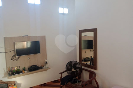 Casa à venda com 4 quartos em Jardim Nova Era, Itapetininga, SP