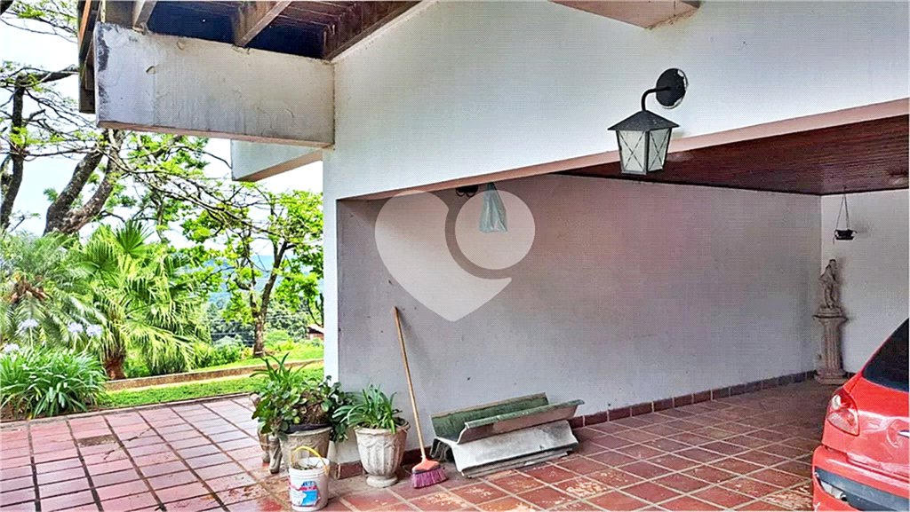 Casa à venda com 6 quartos, sendo 3 suítes, em Serra da Cantareira, Mairiporã, SP