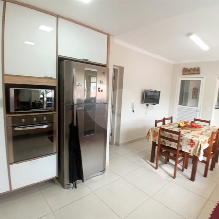 Casa Térrea à venda com 3 quartos, sendo 2 suítes, em Água Fria, São Paulo, SP