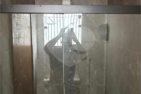 Sobrado à venda ou para alugar com 4 quartos, sendo 2 suítes, em Jardim Brasil, Atibaia, SP