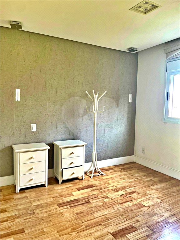 Apartamento à venda com 3 suítes em Jardim Ampliação, São Paulo, SP