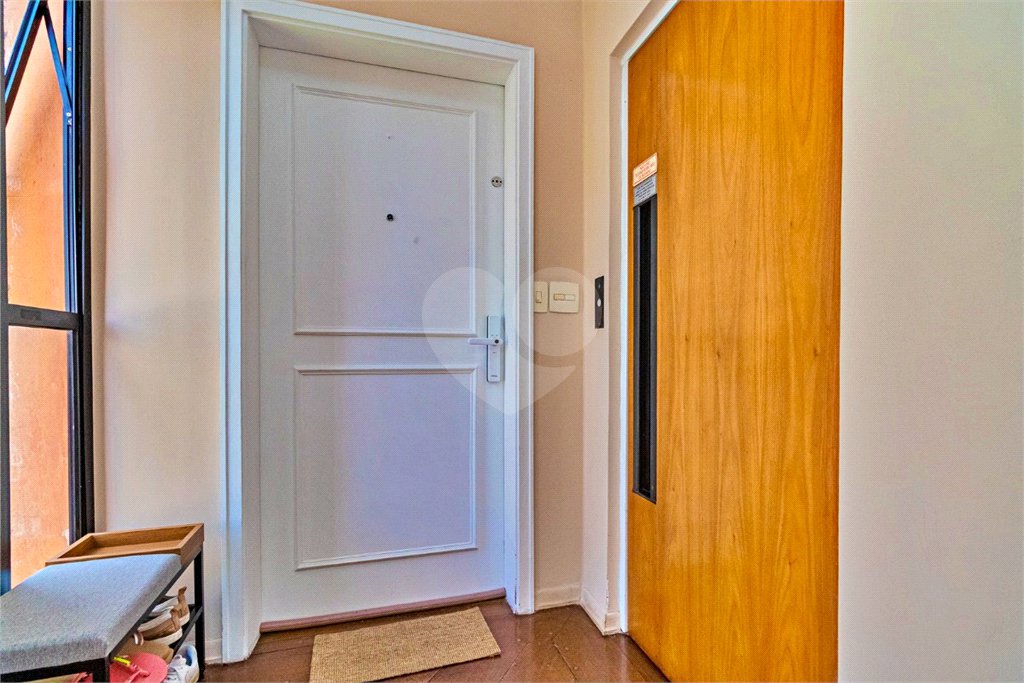 Apartamento à venda com 3 quartos, sendo 1 suíte, em Vila Olímpia, São Paulo, SP