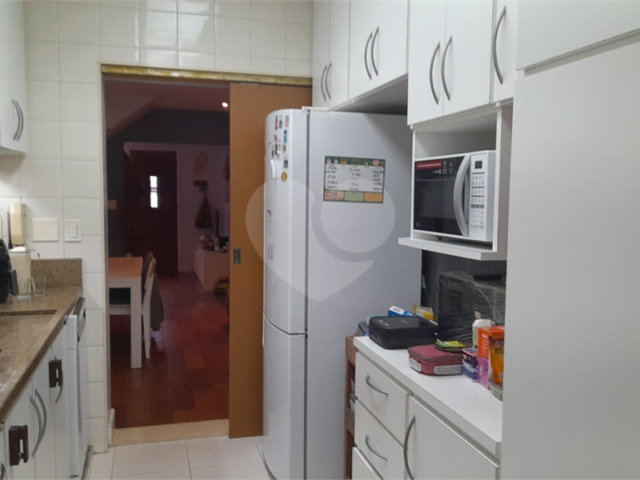 Casa de Vila à venda com 3 quartos em Vila Mariana, São Paulo, SP