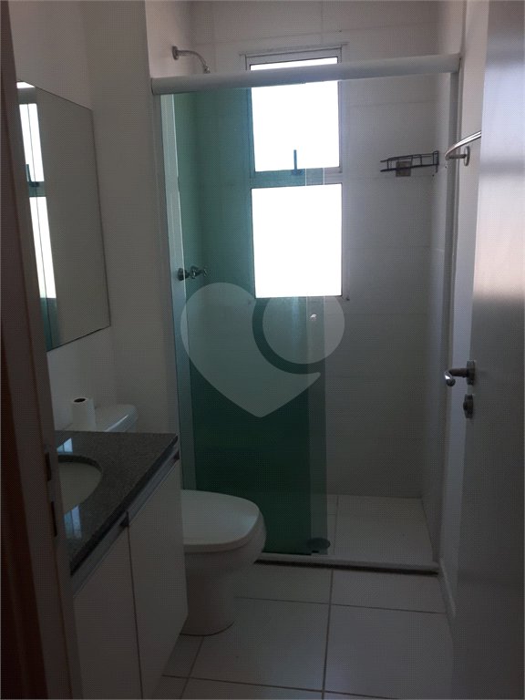 Apartamento à venda ou para alugar com 2 quartos, sendo 1 suíte, em Jardim Carambeí, São Roque, SP