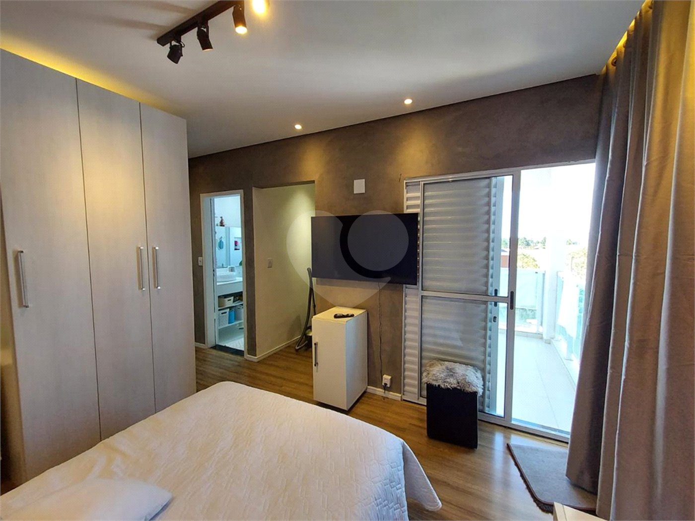 Casa à venda com 3 quartos, sendo 1 suíte,  em Villa Di Cesar, Mogi das Cruzes, SP