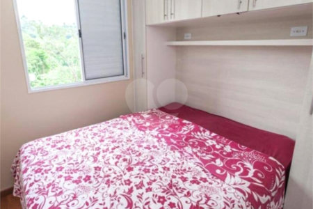 Apartamento à venda com 2 quartos em Jardim Ísis, Cotia, SP