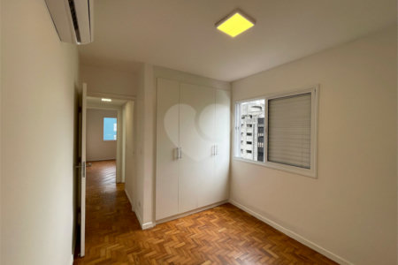 Apartamento à venda com 3 quartos em Vila Mariana, São Paulo, SP