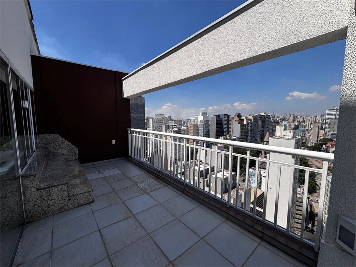 Cobertura à venda com 3 quartos, sendo 2 suítes,  em Vila Buarque, São Paulo, SP