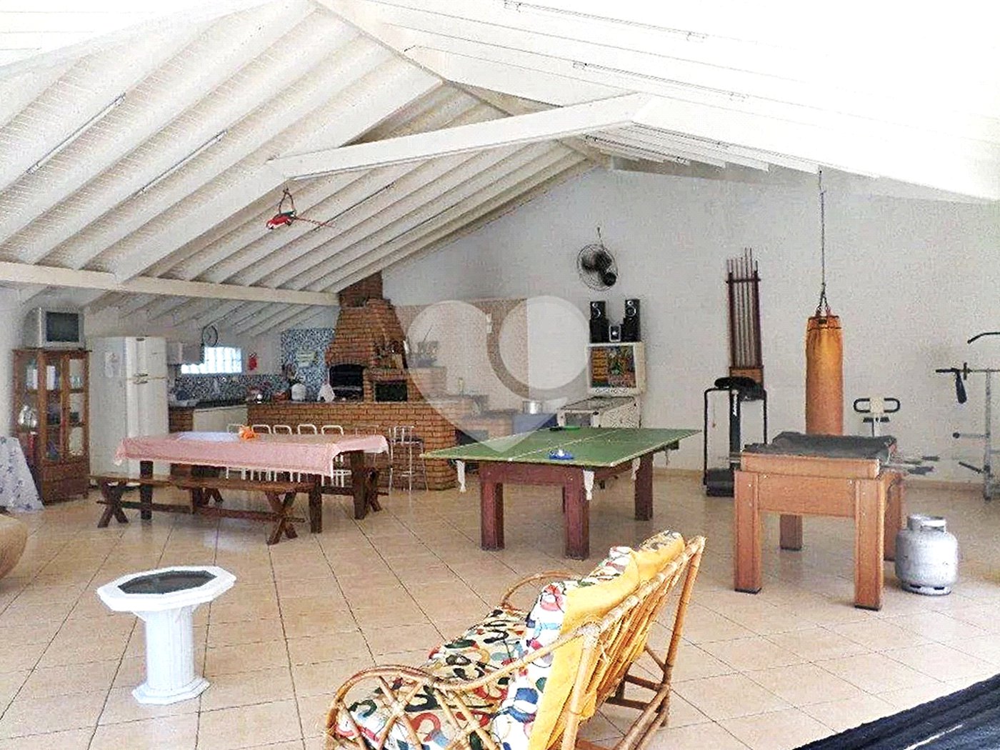 Casa à venda com 6 quartos, sendo 5 suítes,  no condomínio Conjunto Residencial Itaguaçu, São Paulo - SP