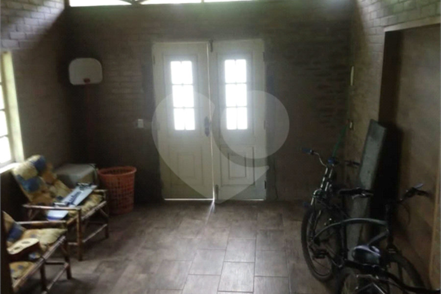 Casa à venda com 3 quartos, sendo 1 suíte, em Serra da Cantareira, Mairiporã, SP