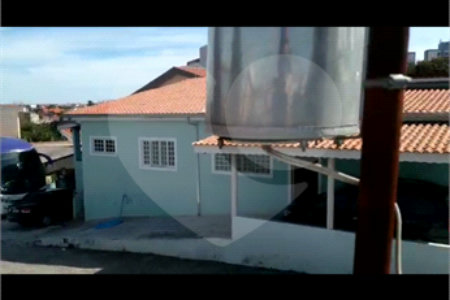 Casa de Vila à venda com 3 quartos, sendo 2 suítes, em Vila Carvalho, Sorocaba, SP