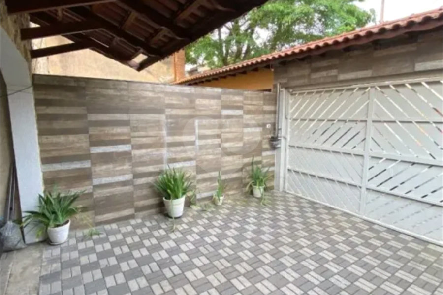 Sobrado à venda com 3 suítes em City Recanto Anastácio, São Paulo, SP