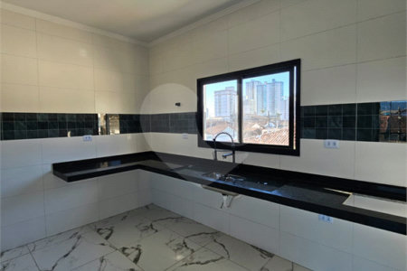 Casa à venda com 3 quartos, sendo 1 suíte,  em Maracanã, Praia Grande, SP
