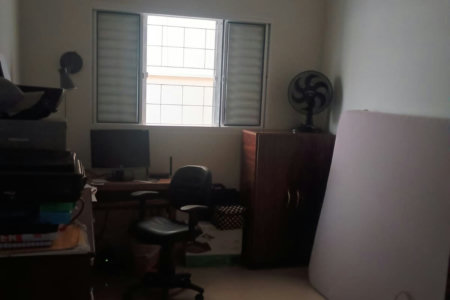 Casa à venda com 3 quartos, sendo 1 suíte, em Jardim Orlando Mastrocola, Votuporanga, SP