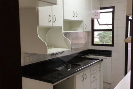 Apartamento à venda com 2 quartos, sendo 1 suíte, em Vila Pompéia, São Paulo, SP