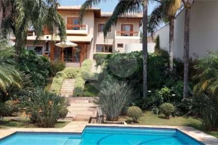 Casa à venda com 4 suítes no condomínio Osato, Atibaia - SP