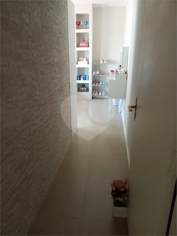 Sobrado à venda com 3 quartos, sendo 1 suíte,  em Tremembé, São Paulo, SP