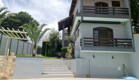 Sobrado para alugar com 3 quartos, sendo 2 suítes, em Jardim Paulista, Atibaia, SP