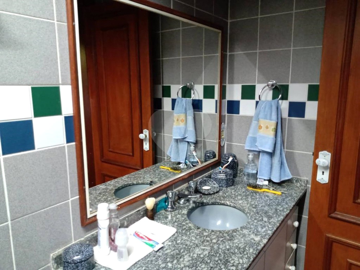 Chácara Condomínio Horto Ivan, LINDA!!! Atibaia, SP. 7.200m² A/T PORTA FECHADA
