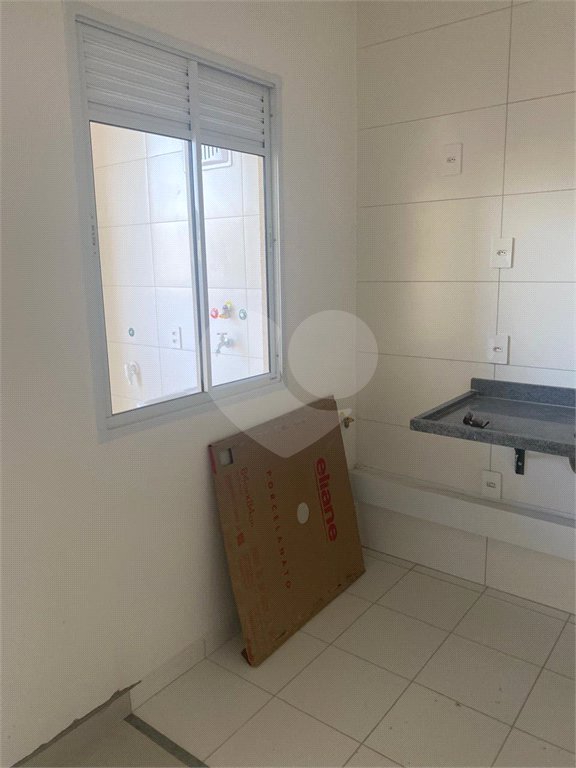 Apartamento à venda com 2 quartos, sendo 1 suíte, em Jardim Santo Antônio, Valinhos, SP