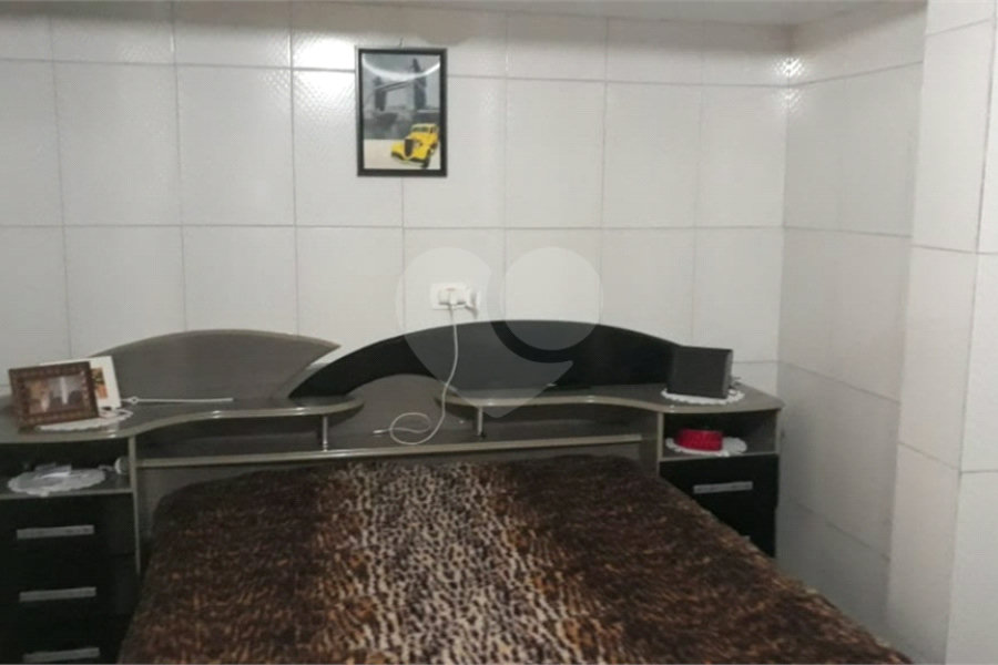 Sobrado à venda com 3 quartos, sendo 1 suíte, em Parque Continental I, Guarulhos, SP