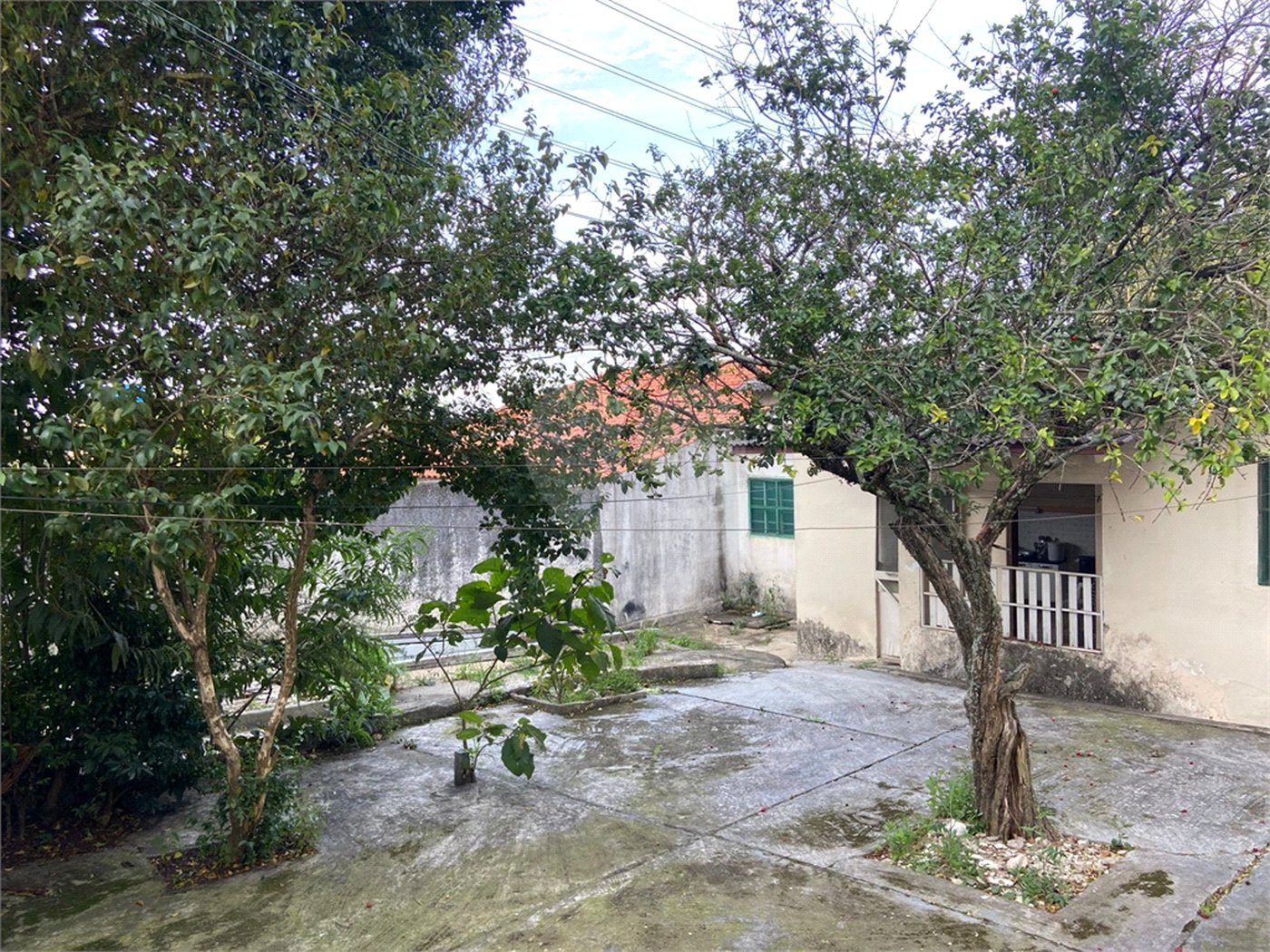 Terreno à venda com 3 quartos no Centro, Poá, SP