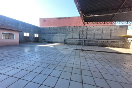 Terreno para alugar em Ayrosa, Osasco, SP