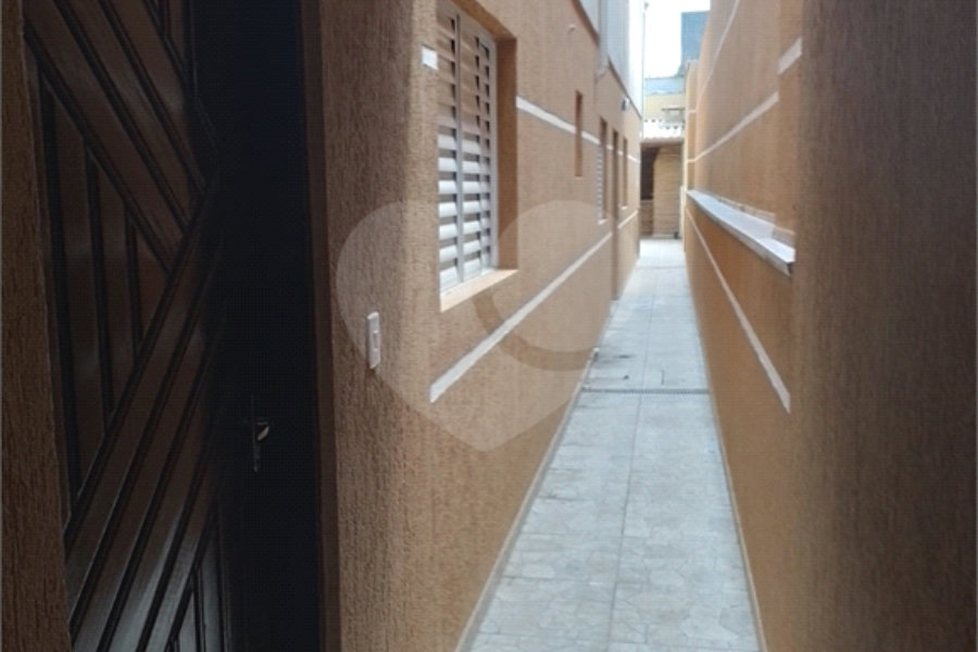 Sobrado à venda com 4 quartos no Brasilândia, São Paulo, SP