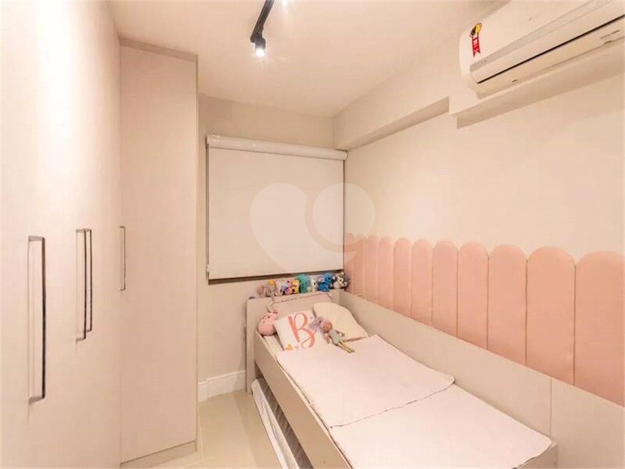 Apartamento à venda com 4 quartos, sendo 1 suíte,  em Tijuca, Rio de Janeiro, RJ