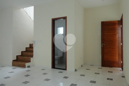 Casa de Vila à venda com 3 suítes em João Xxiii, Vinhedo, SP