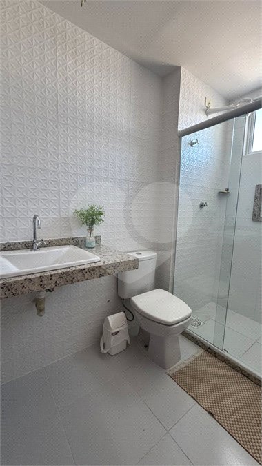 Casa em condomínio à venda com 4 quartos, sendo 2 suítes, em Palmeiras, Cabo Frio, RJ