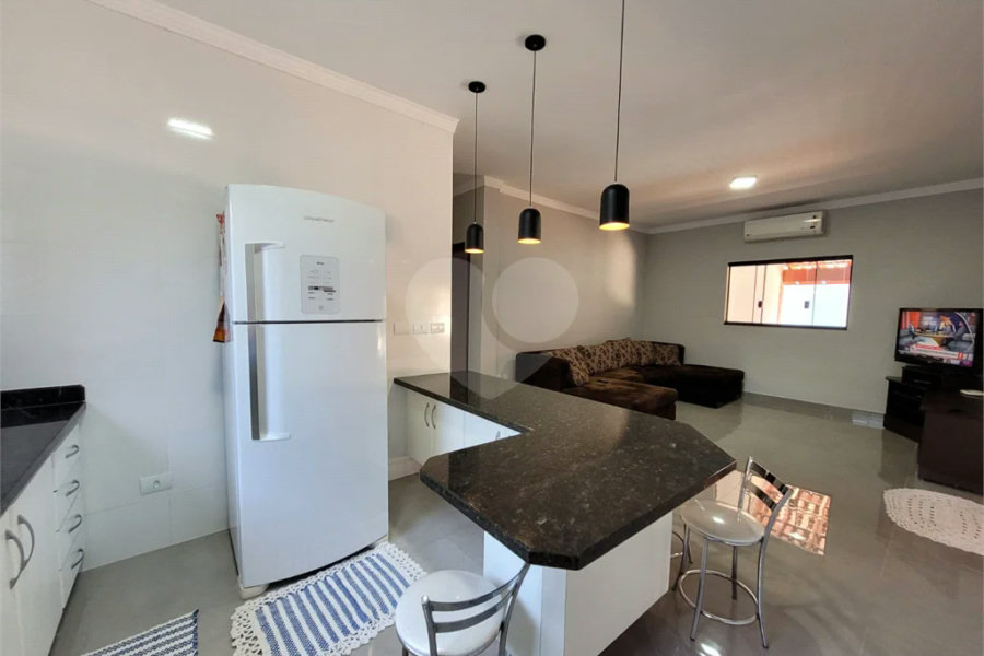 Bela casa à venda no Bairro Convívio Santa Tereza em Piracicaba - SP.