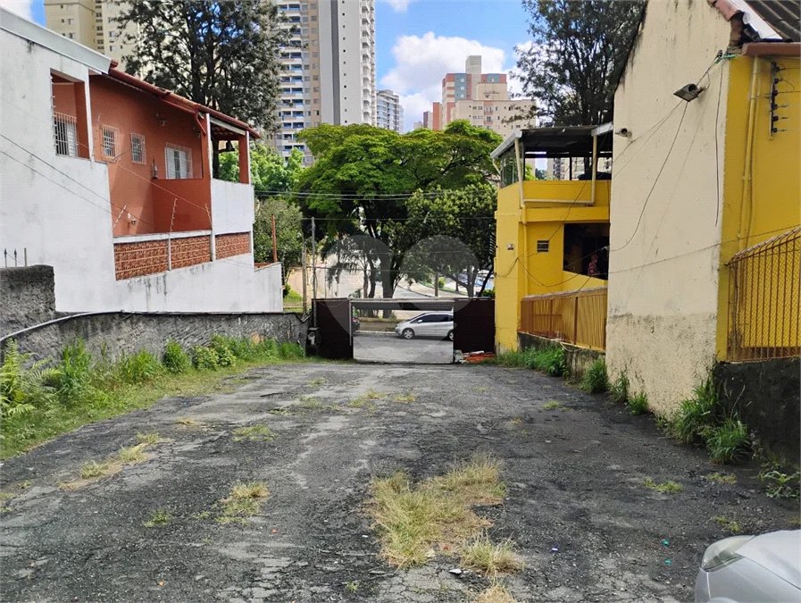 Terreno à Venda na Vila Guarani | 320 m² | 10 x 32 m
