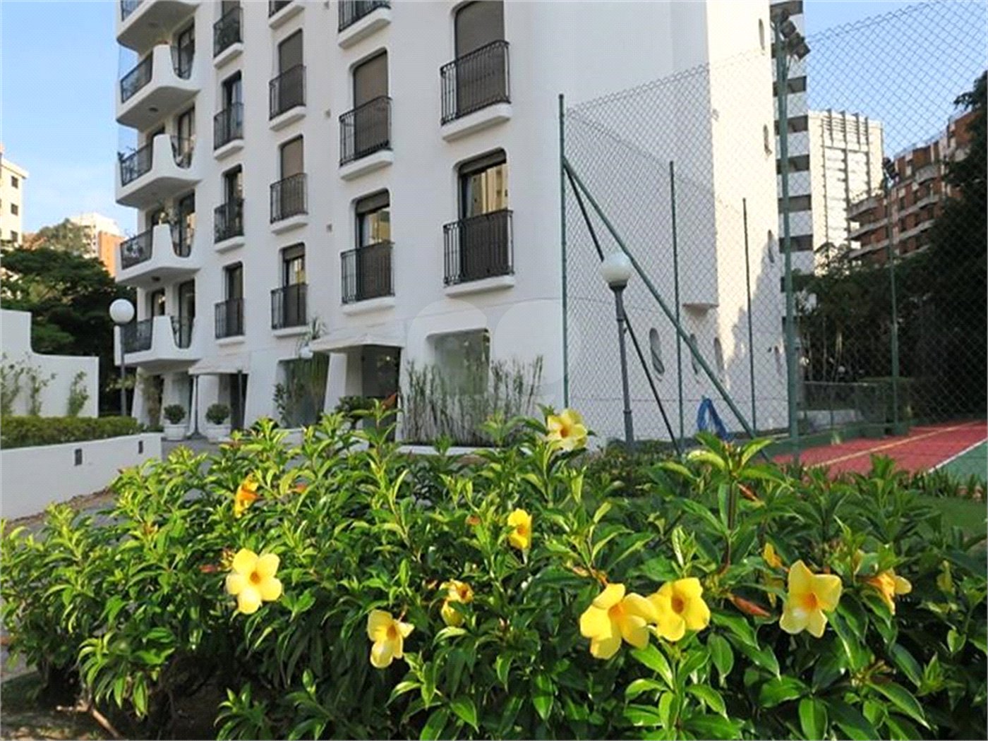 Apartamento à venda ou para alugar com 3 suítes em Morumbi, São Paulo, SP
