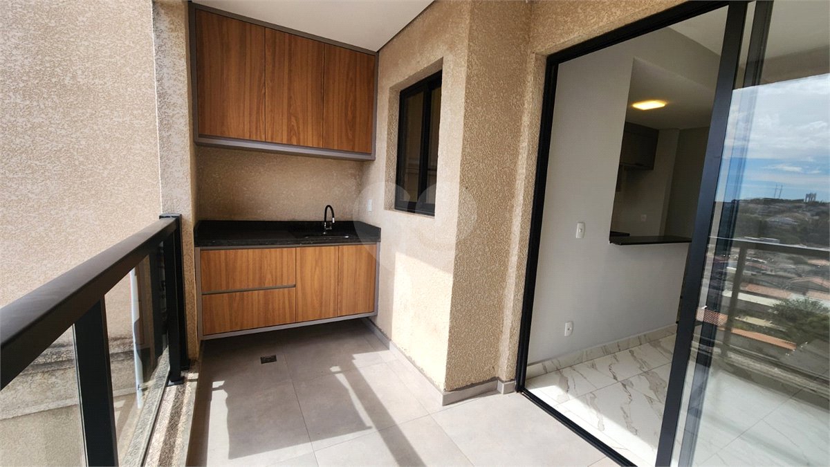 Apartamento à venda ou para alugar com 3 quartos, sendo 1 suíte,  em Chácara Nova Era, Valinhos, SP