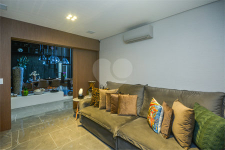 Apartamento à venda com 3 suítes em Jardim Fonte do Morumbi, São Paulo, SP