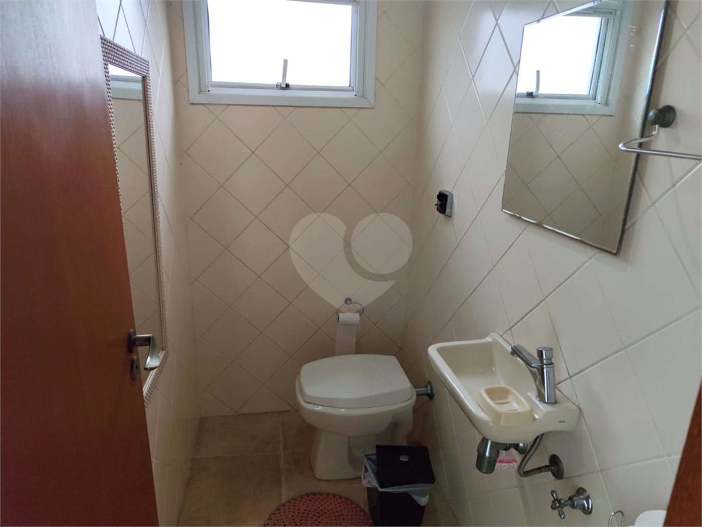 Sobrado à venda com 3 quartos, sendo 2 suítes, em Vila Romão, Salto, SP