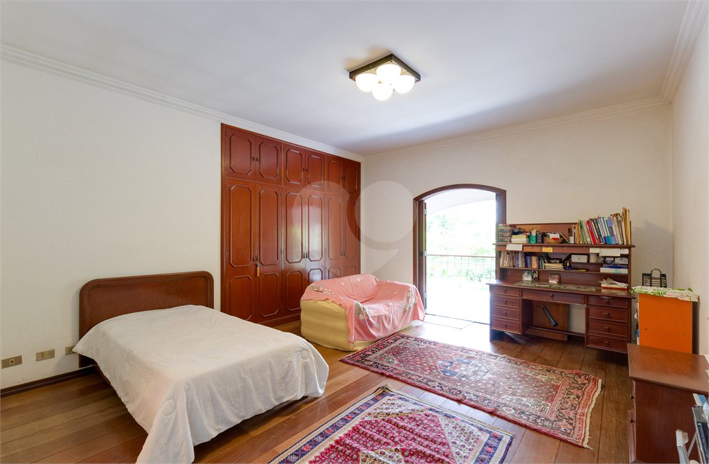 Casa à venda com 5 suítes no condomínio Chácara Flora, São Paulo - SP