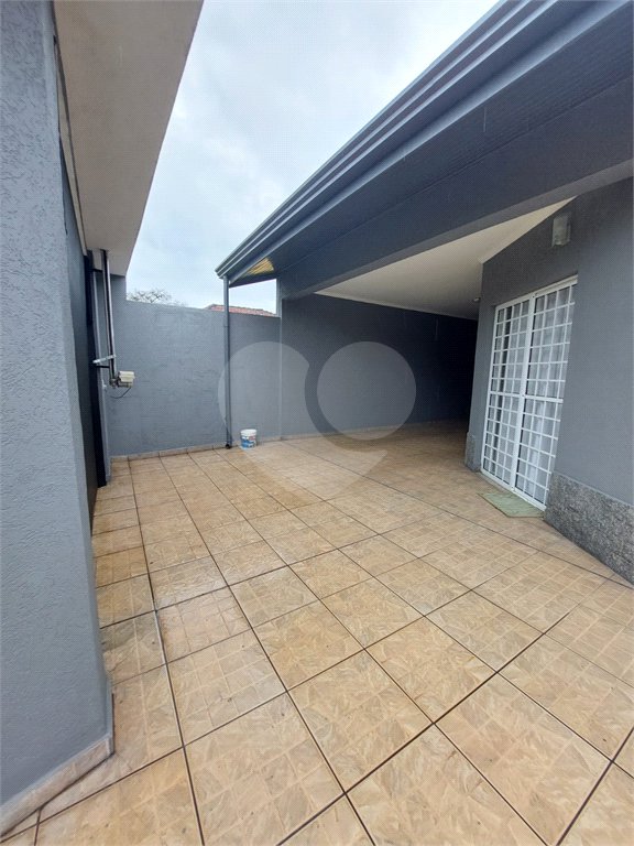 Casa à venda com 3 quartos, sendo 2 suítes, no Centro, Bom Jesus dos Perdões, SP